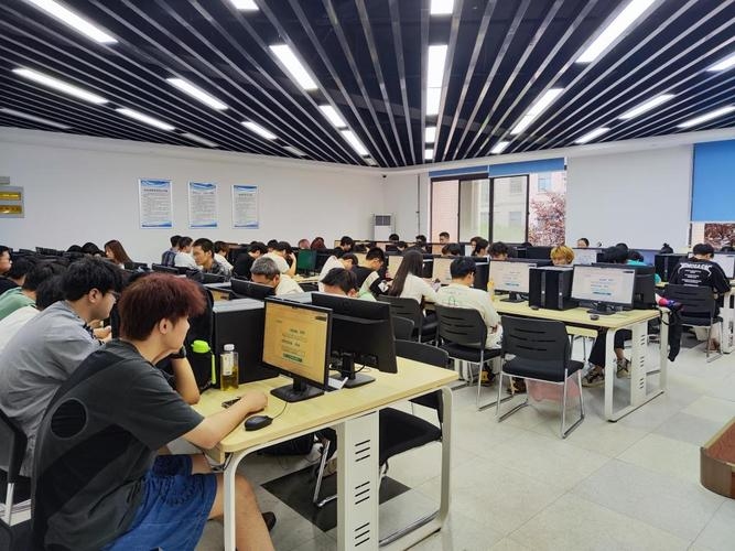 中职计算机软件开发专业的探索与实践 研究及开发计算机软件